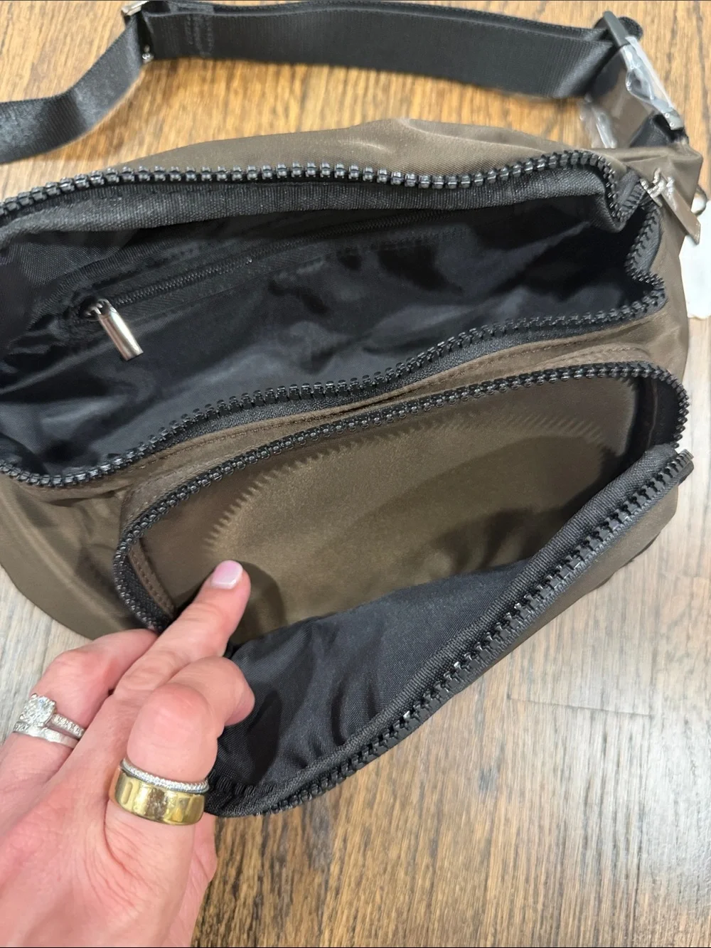 ALO Yoga Brown Waist Bag - Compact Everyday Belt Bag